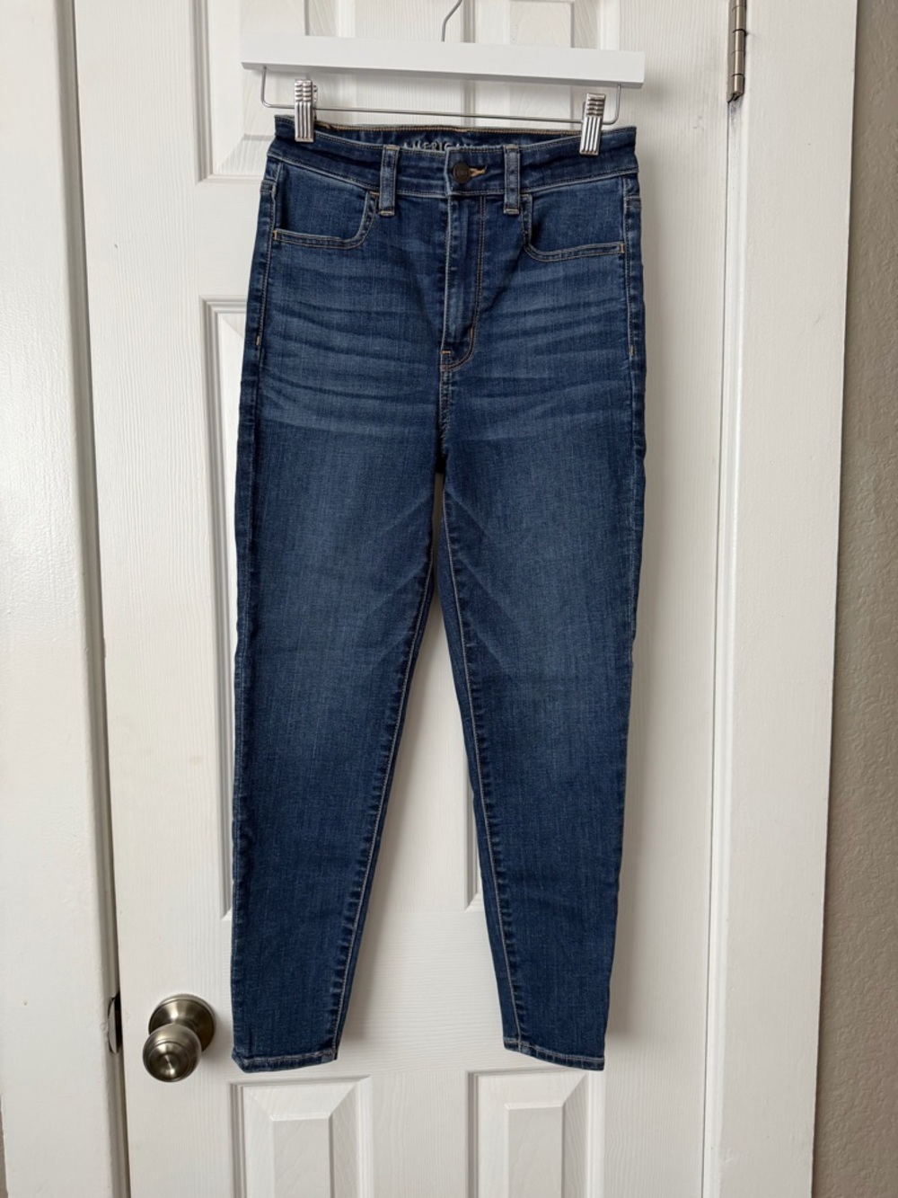 American Eagle outfitters Dark Blue High-Rise Women's skinny Jeans